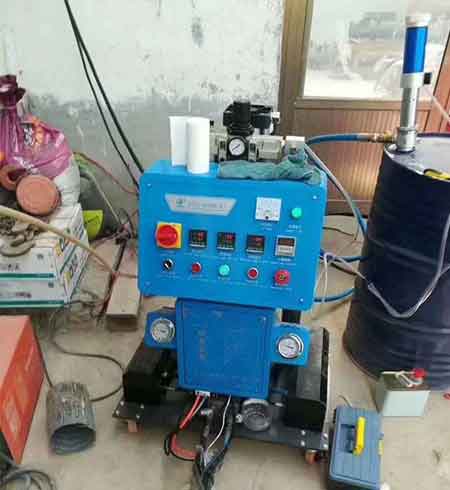 小型聚氨酯灌注發(fā)泡機器 多少錢(圖2) Q2600D小型聚氨酯灌注發(fā)泡機器