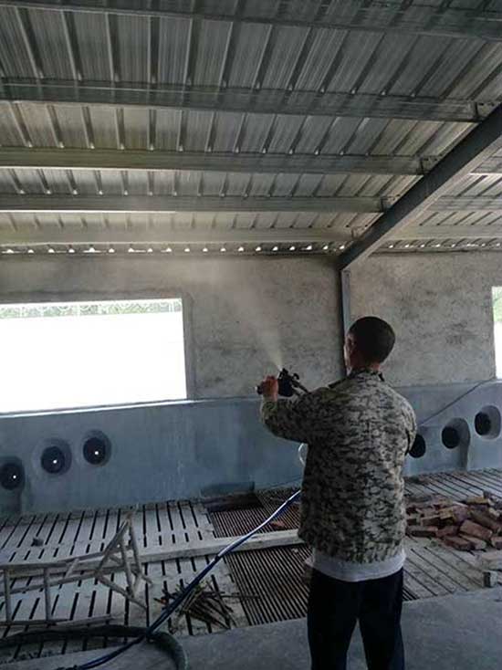 專業(yè)聚氨酯噴涂保溫施工(圖2) 養(yǎng)殖場專業(yè)聚氨酯噴涂保溫施工