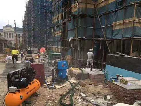 聚氨酯噴涂外墻保溫(圖2) 聚氨酯噴涂外墻保溫施工案例