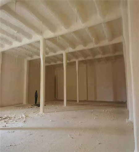 聚氨酯噴涂冷庫保溫設(shè)備(圖4) 聚氨酯噴涂冷庫保溫