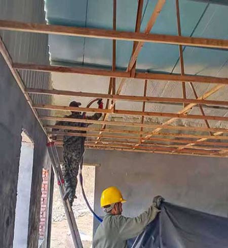 養(yǎng)殖場(chǎng)噴涂(圖4) 養(yǎng)殖場(chǎng)噴涂頂棚