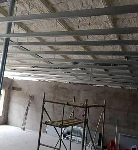 養(yǎng)殖場(chǎng)噴涂(圖2) 養(yǎng)殖場(chǎng)噴涂頂棚保溫